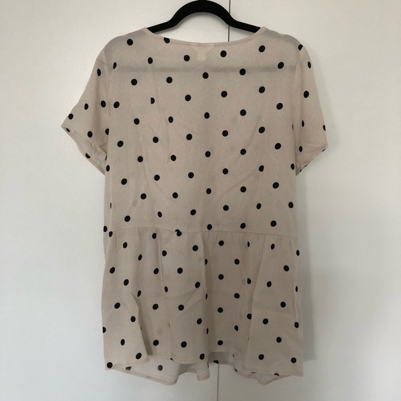 NWOT Thyme Maternity Polka Dot Blouse - Picture 2 of 4